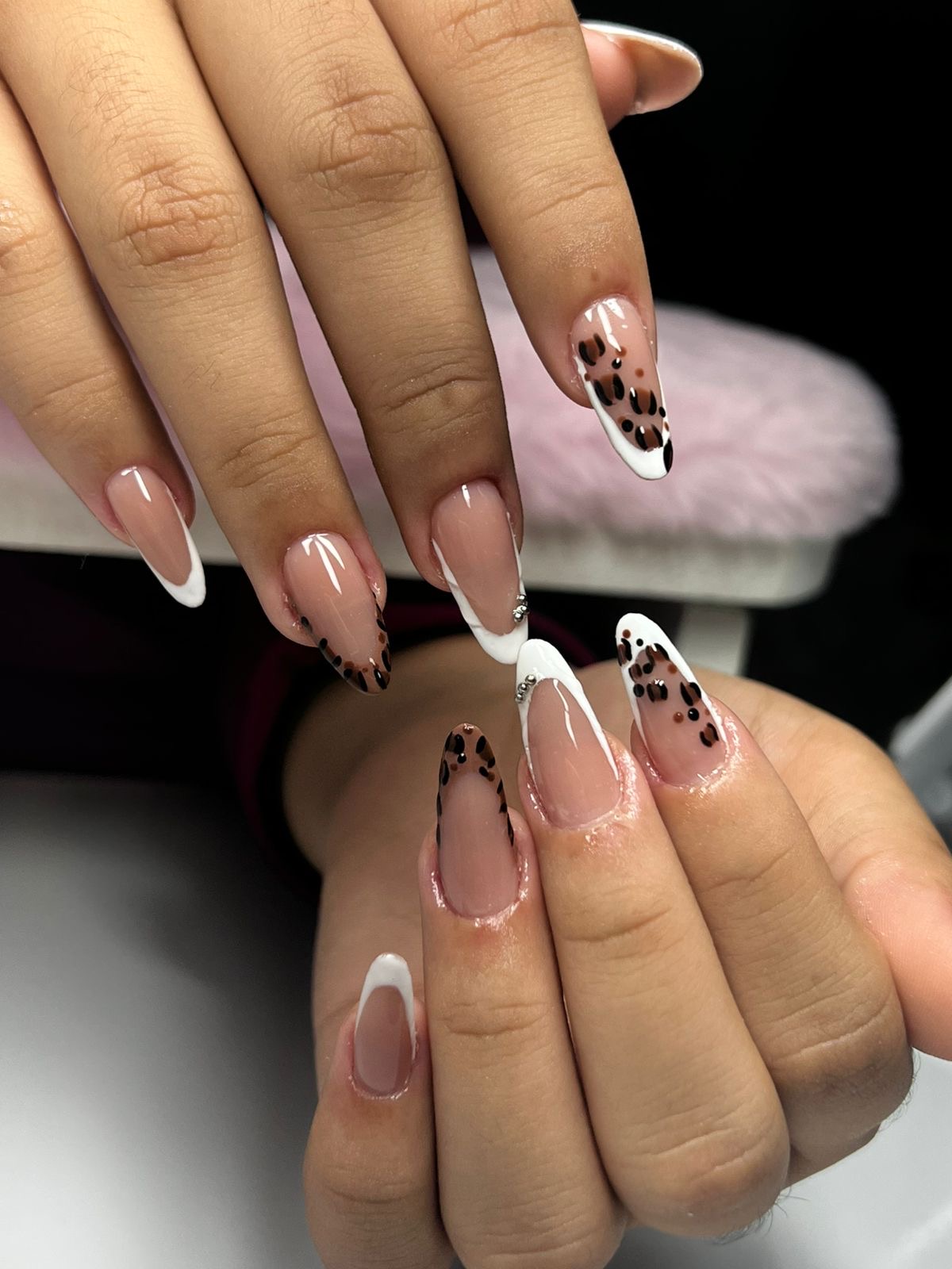 Nude Leopard Tips